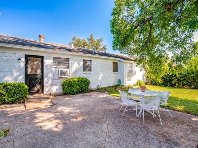 4318 Pineridge Drive, Garland, TX 75042