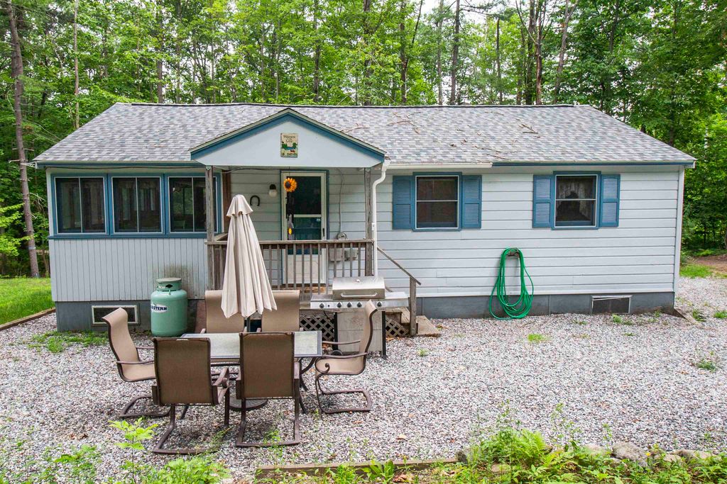 6 Beach Street, Alton, NH 03810
