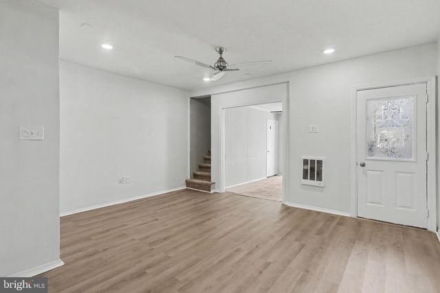 31 CHESTNUT ST, Steelton, PA 17113