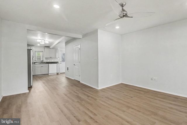 31 CHESTNUT ST, Steelton, PA 17113