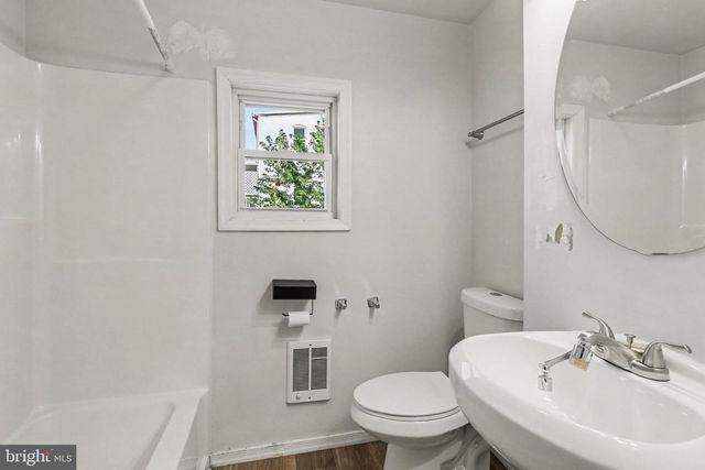 31 CHESTNUT ST, Steelton, PA 17113