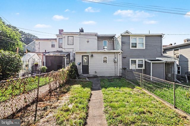 31 CHESTNUT ST, Steelton, PA 17113