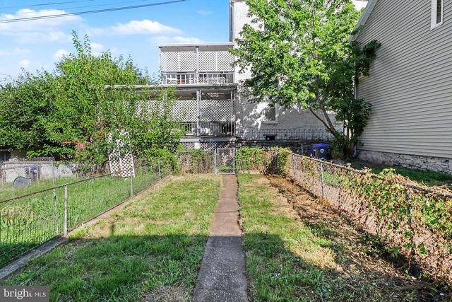 31 CHESTNUT ST, Steelton, PA 17113