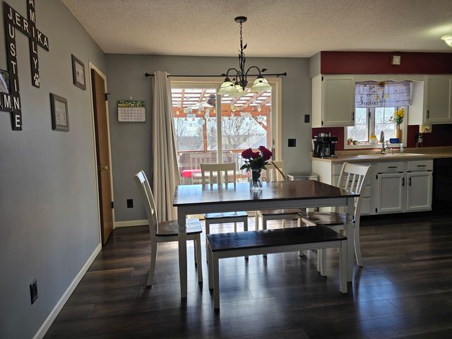 812 10th Avenue, Fulton, IL 61252