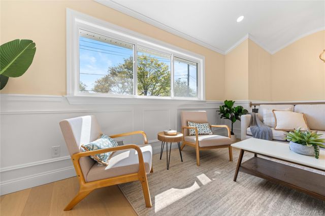 1059 Denton Avenue, Manhasset Hills, NY 11040