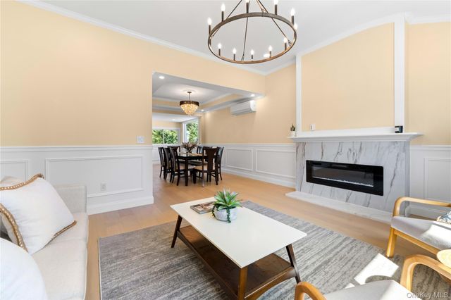 1059 Denton Avenue, Manhasset Hills, NY 11040