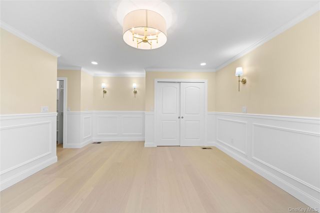 1059 Denton Avenue, Manhasset Hills, NY 11040