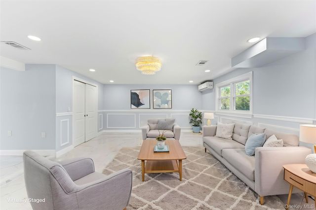 1059 Denton Avenue, Manhasset Hills, NY 11040