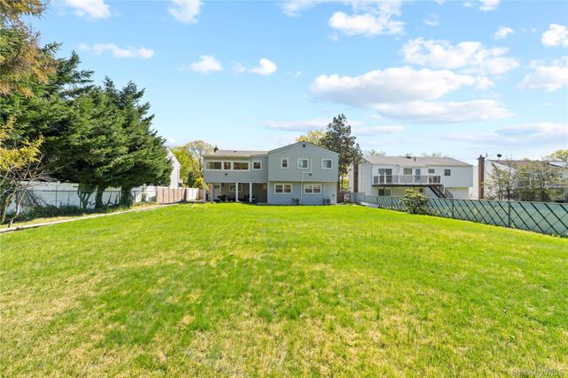 1059 Denton Avenue, Manhasset Hills, NY 11040