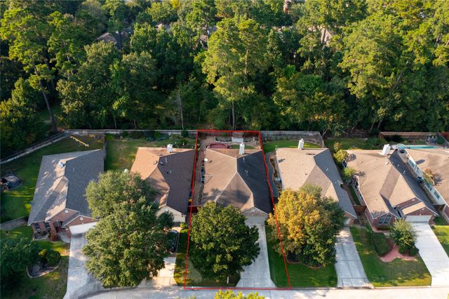 67 N Veranda Ridge Drive, The Woodlands, TX 77382