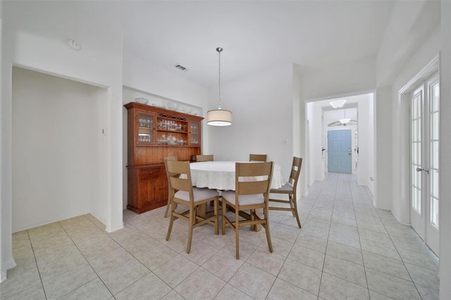 67 N Veranda Ridge Drive, The Woodlands, TX 77382