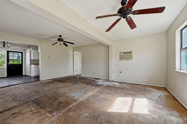 113 Willow Drive, Pottsboro, TX 75076