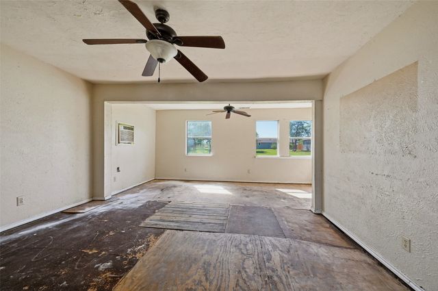 113 Willow Drive, Pottsboro, TX 75076
