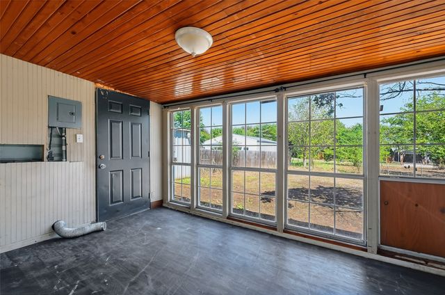 113 Willow Drive, Pottsboro, TX 75076