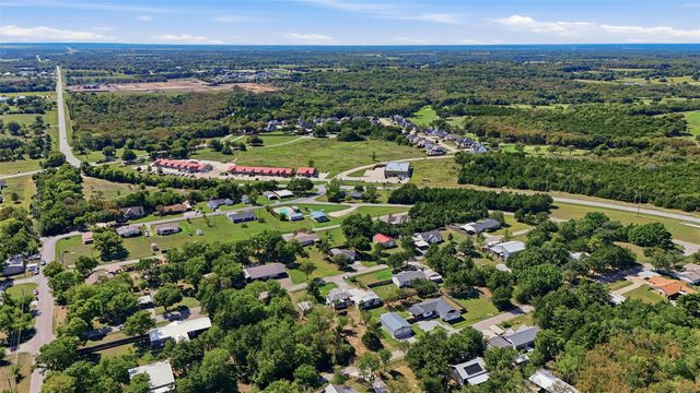 113 Willow Drive, Pottsboro, TX 75076