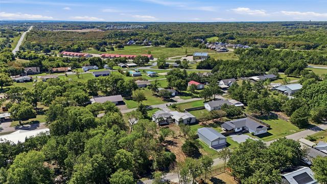 113 Willow Drive, Pottsboro, TX 75076
