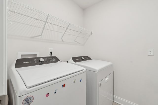 1938 Cascade Ct, Lebanon, TN 37087