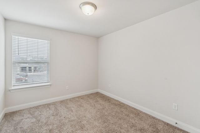 1938 Cascade Ct, Lebanon, TN 37087