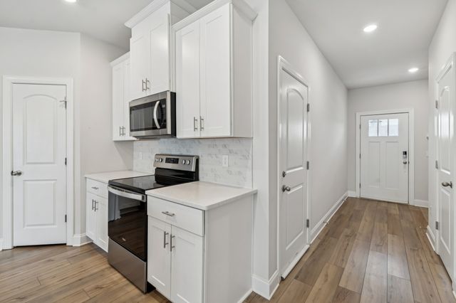 1938 Cascade Ct, Lebanon, TN 37087