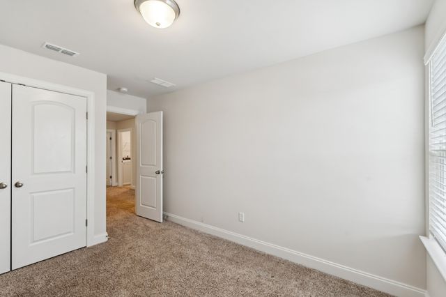 1938 Cascade Ct, Lebanon, TN 37087