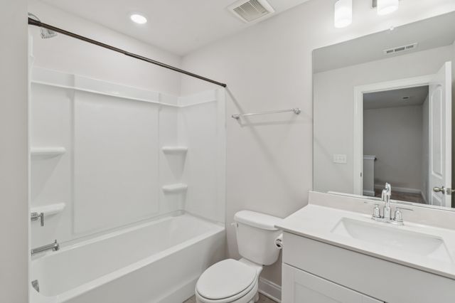 1938 Cascade Ct, Lebanon, TN 37087