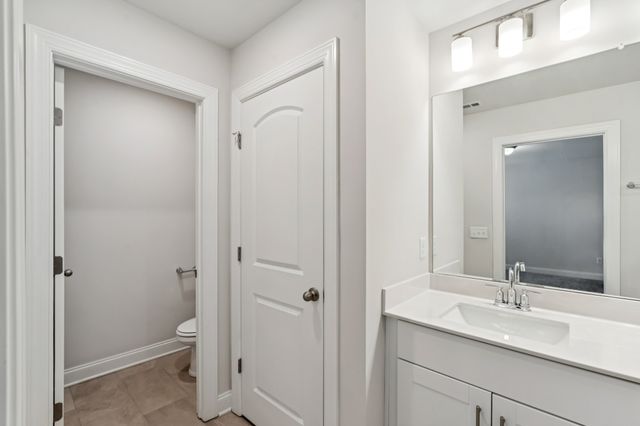 1938 Cascade Ct, Lebanon, TN 37087