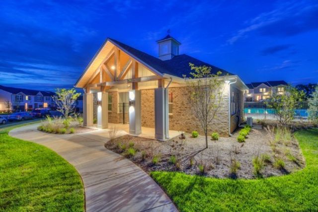 1938 Cascade Ct, Lebanon, TN 37087