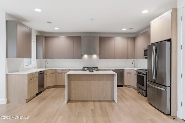 15 Payne Avenue, Lakewood, NJ 08701