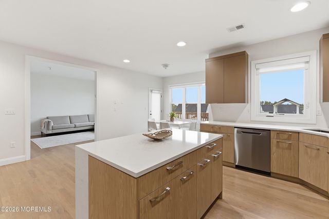 15 Payne Avenue, Lakewood, NJ 08701