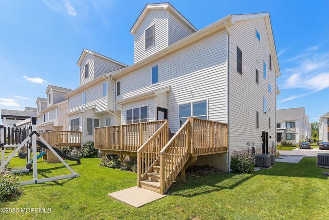 15 Payne Avenue, Lakewood, NJ 08701