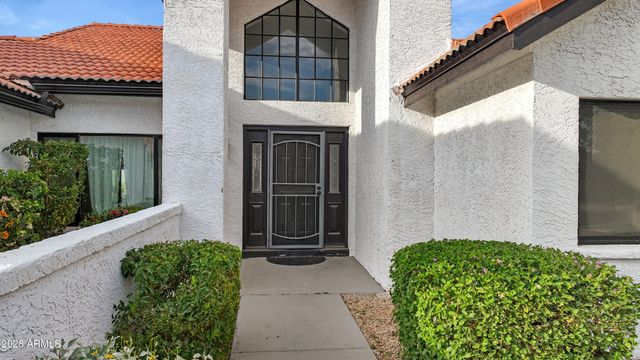 1960 E KRISTA Way, Tempe, AZ 85284