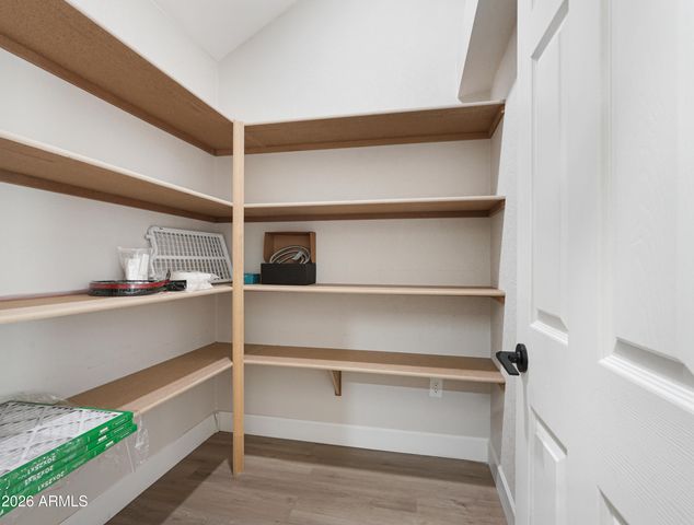 1960 E KRISTA Way, Tempe, AZ 85284