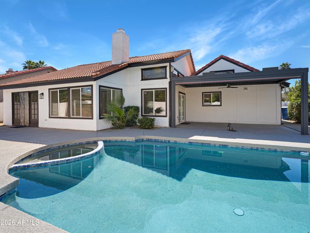 1960 E KRISTA Way, Tempe, AZ 85284