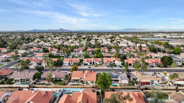 1960 E KRISTA Way, Tempe, AZ 85284