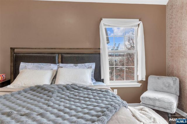 22 Marina Drive, Bayonne, NJ 07002