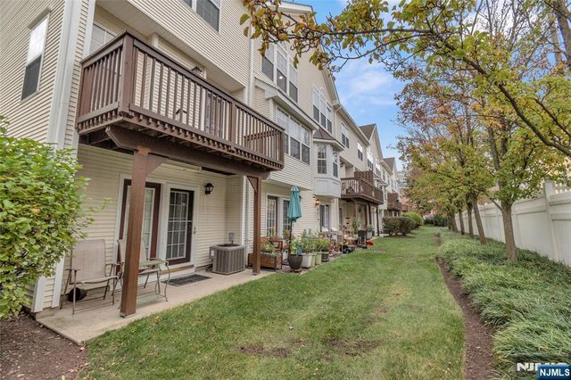 22 Marina Drive, Bayonne, NJ 07002