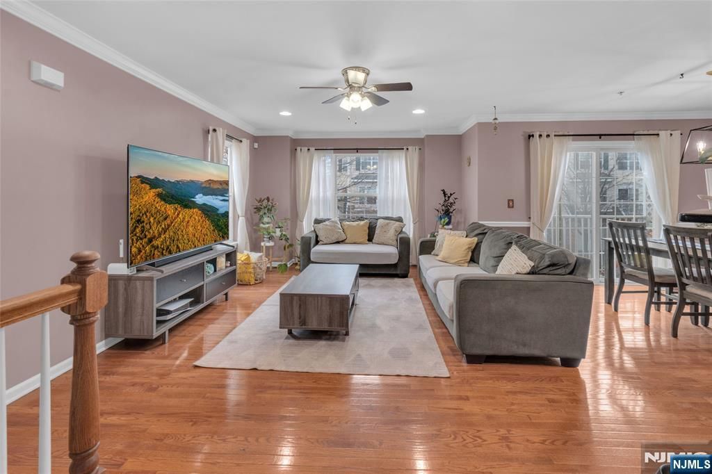 22 Marina Drive, Bayonne, NJ 07002