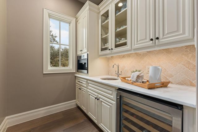 17600 Flagler DR, Austin, TX 78738