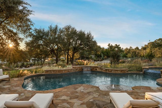 17600 Flagler DR, Austin, TX 78738