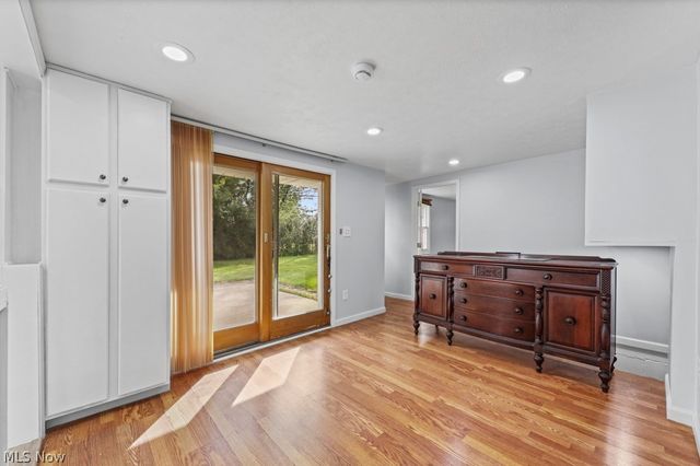 5713 Vickie Lane, Bedford Heights, OH 44146