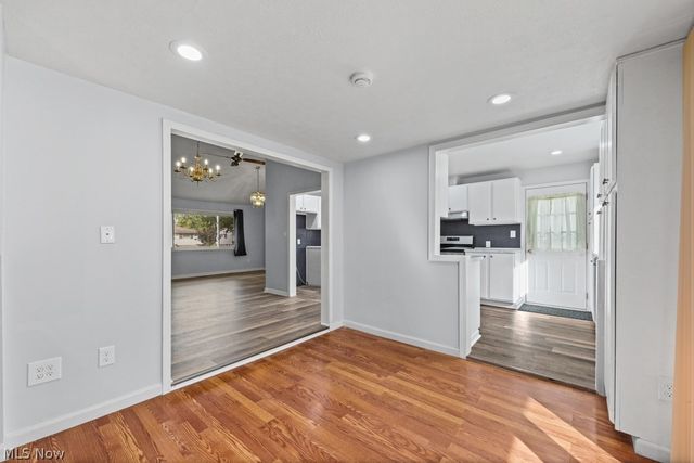 5713 Vickie Lane, Bedford Heights, OH 44146