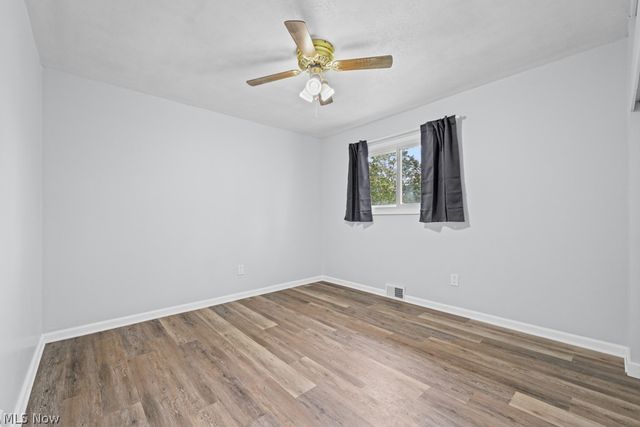 5713 Vickie Lane, Bedford Heights, OH 44146
