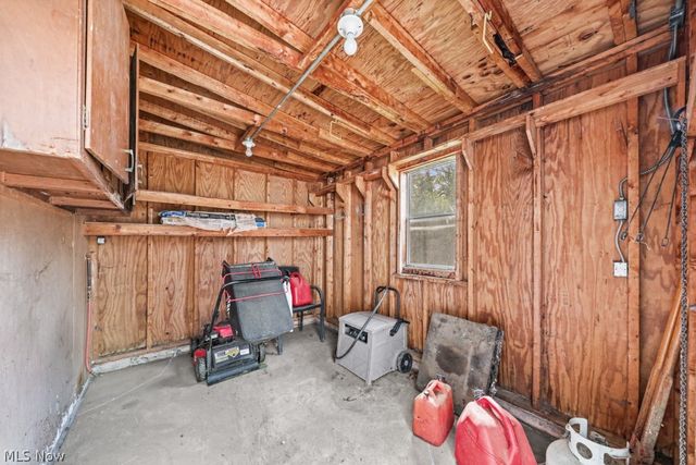 5713 Vickie Lane, Bedford Heights, OH 44146
