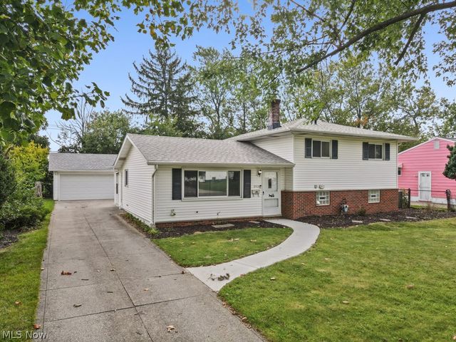 5713 Vickie Lane, Bedford Heights, OH 44146
