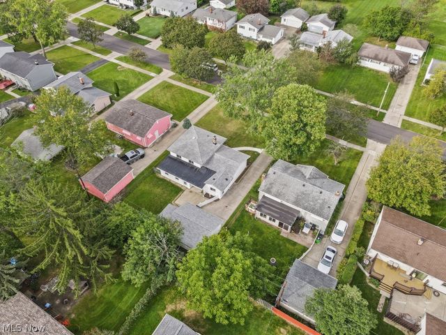 5713 Vickie Lane, Bedford Heights, OH 44146