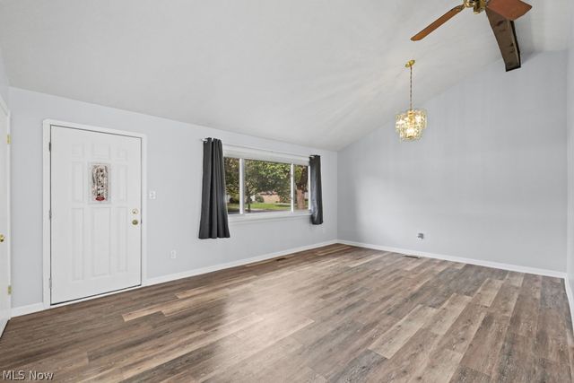 5713 Vickie Lane, Bedford Heights, OH 44146