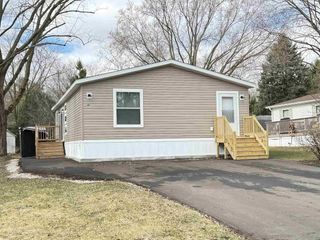 N65W22201 Saint James Drive #M57, Sussex, WI 53089