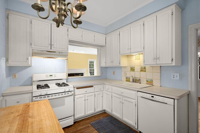 3819 Thomas Avenue S, Minneapolis, MN 55410