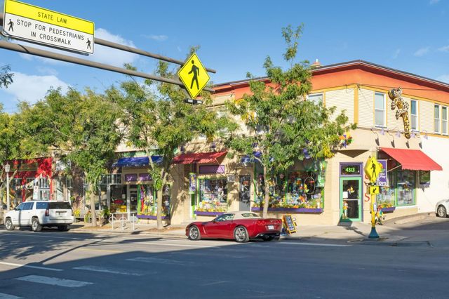 3819 Thomas Avenue S, Minneapolis, MN 55410