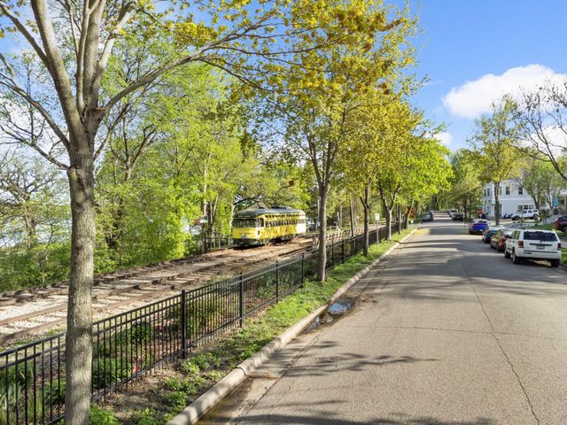 3819 Thomas Avenue S, Minneapolis, MN 55410